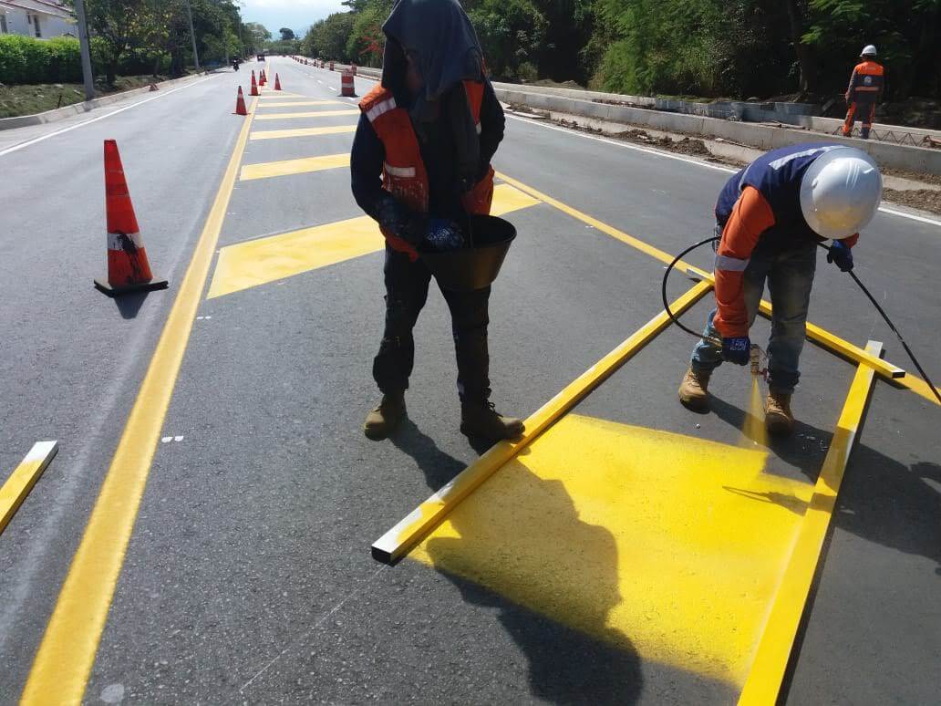 demarcación vial horizontal