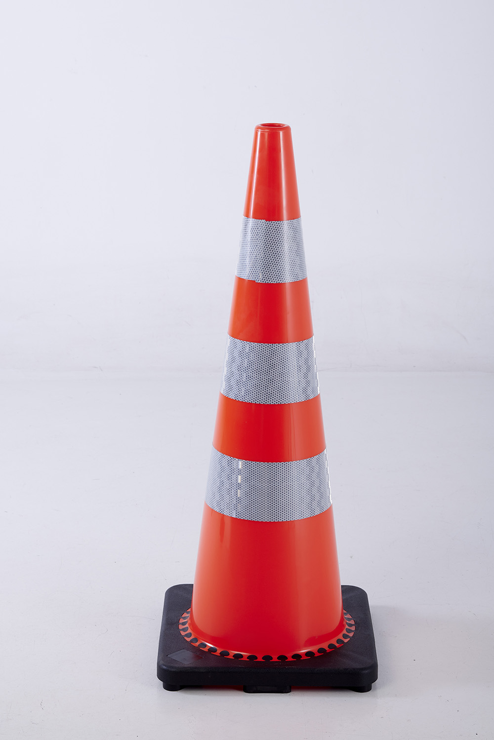 cono vial de tránsito en PVC