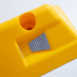 tachones reflectivos