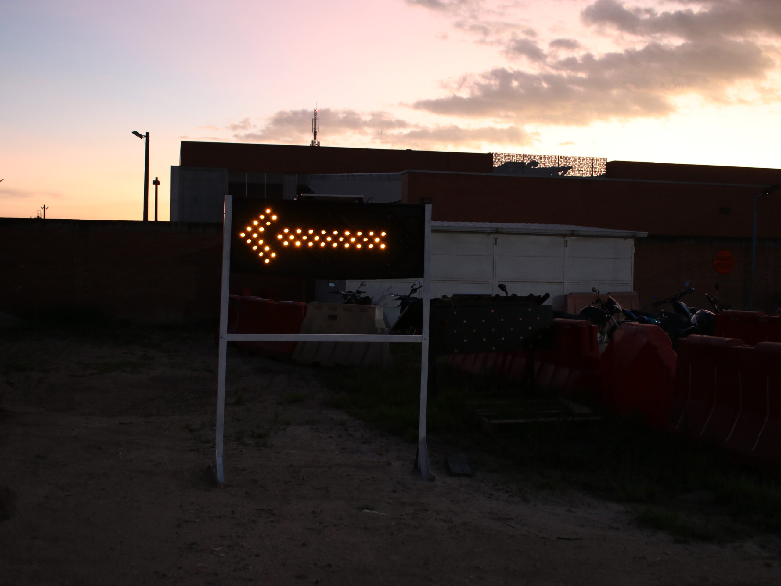 FLECHA LUMINOSA - Imagen 7