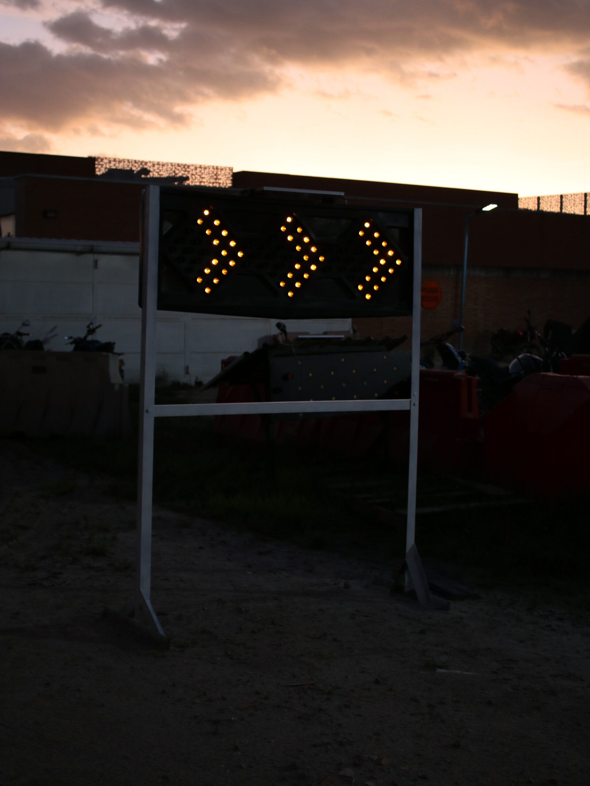 FLECHA LUMINOSA - Imagen 5