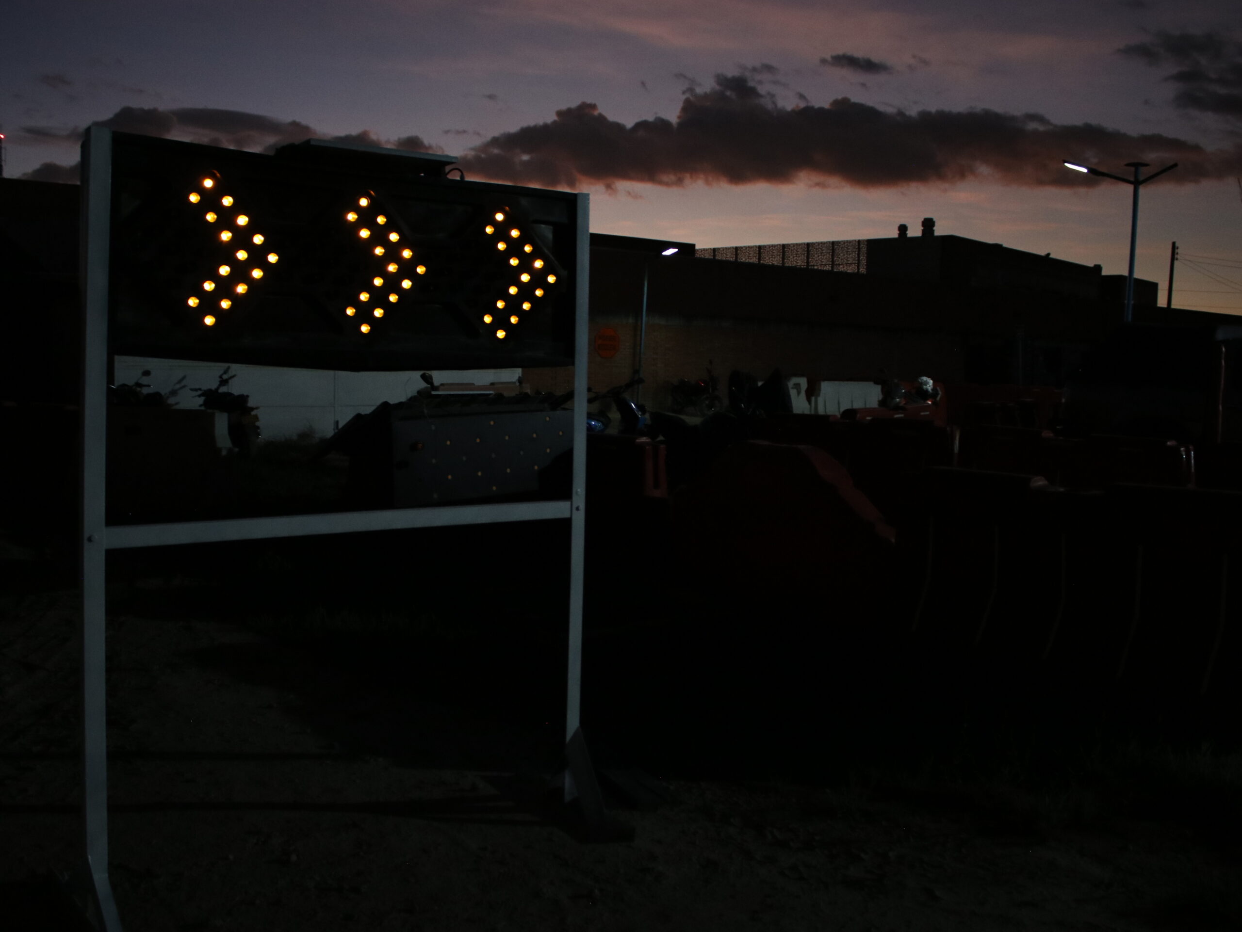 FLECHA LUMINOSA - Imagen 4